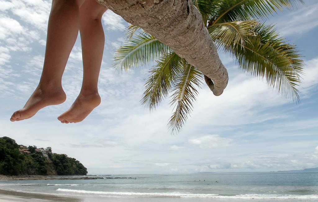 Hotel Punta Leona Jaco Bagian luar foto