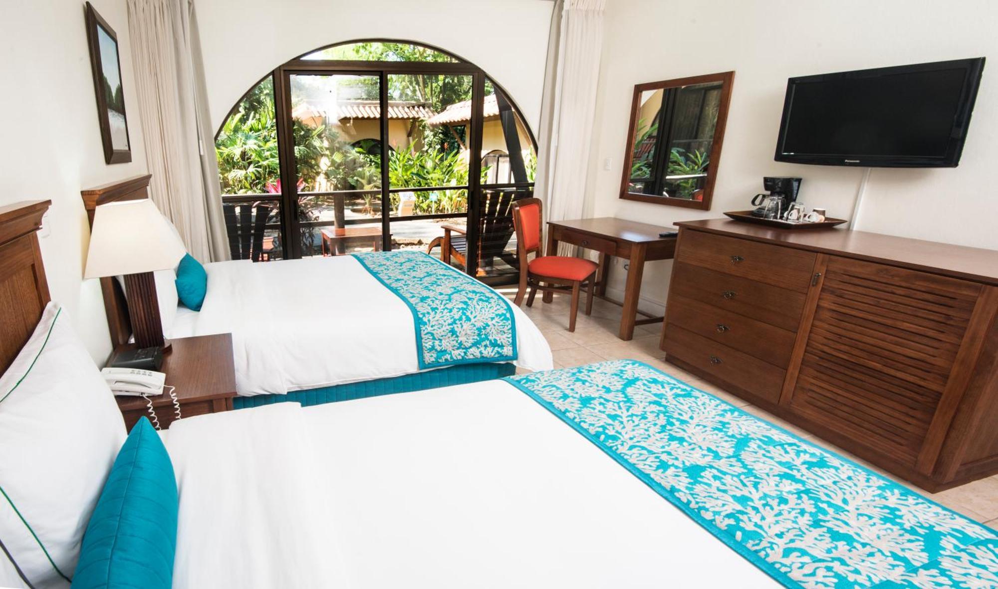 Hotel Punta Leona Jaco Bagian luar foto